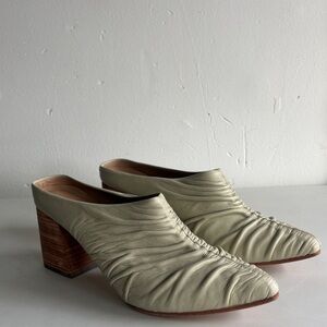 Chic Cream Leather ruched Mules with wooden block heel